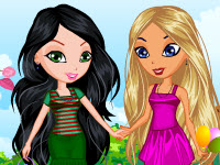 Lora and Sonia Dress Up