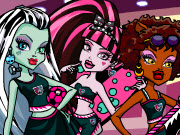 Monster High Feerleading Tryouts